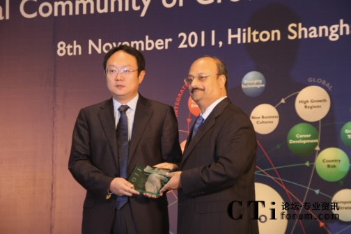 Frost & Sullivan ȫ��CEO�涭�ºϻ���Aroop Zutshi���ң����A���������(w��)�C�l(f��)��ȫ����Ź�������(w��)���L(zh��ng)�c��(chu��ng)�ª�(ji��ng)�����n�����A���������(w��)�a(ch��n)Ʒ�����L(zh��ng)����<br/>

