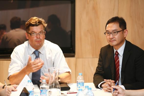 �󣺴󱱚WͨӍCEO Mogens Elsberg���ң��󱱚WͨӍ�Ї��^(q��)��������پ