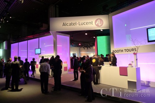 阿爾卡特朗訊展臺