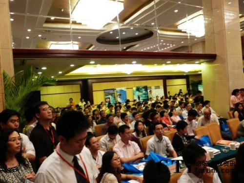 2009�Ї����H��ý�wҕӍ�߷�Փ���߮a(ch��n)Ʒչʾ���F(xi��n)��