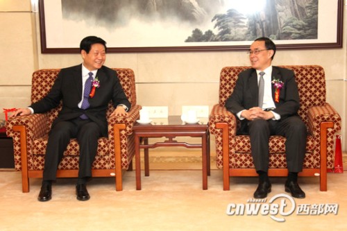 ���ʡί����(sh��)ӛ��ʡ�L(zh��ng)�w�����c�Ї�(gu��)(li��n)ͨ������(j��ng)��������ͨ����